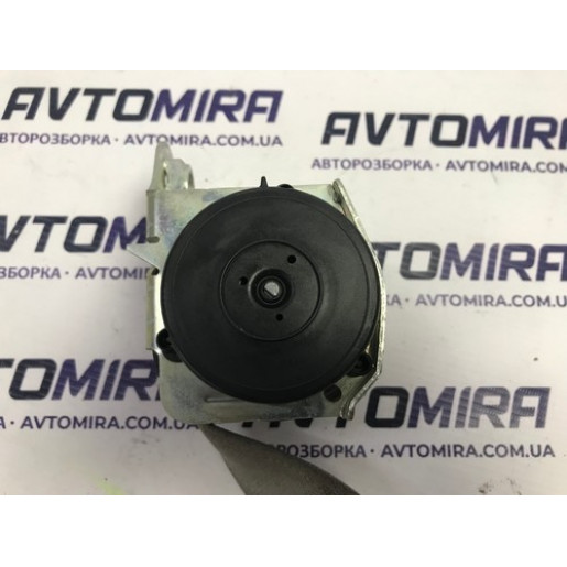 Ремень безопасности задний L+R Opel Corsa D HB 5дв. 2006-2014 13251320